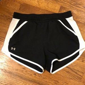 Under Armour Fly By shorts